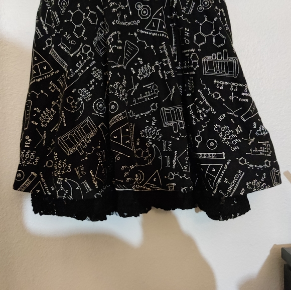 Hot Topic Dress - Picture 3 of 6